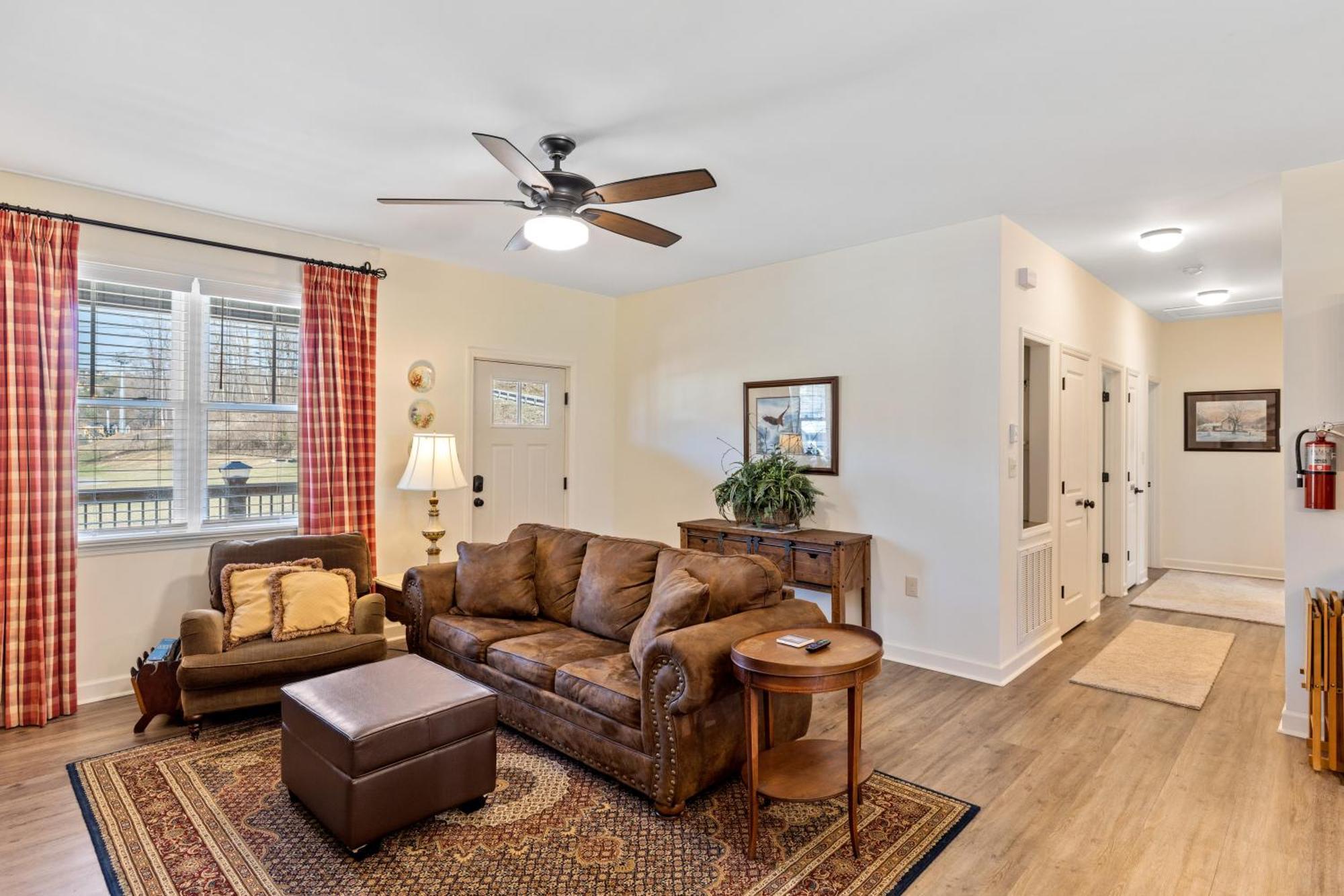 Bear Pass Is A 3 Bed 2 Bath Craftsman Style Home Located Within Walking Distance To Dt Gatlinburg Zewnętrze zdjęcie